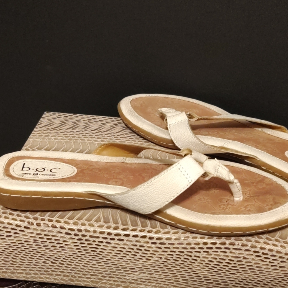 b.o.c Born Concept Sandals - Picture 4 of 8